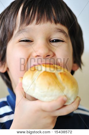 spiser brød