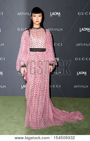 LOS ANGELES - OCT 29:  Asia Chow at the 2016 LACMA Art + Film Gala at Los Angeels Country Museum of Art on October 29, 2016 in Los Angeles, CA