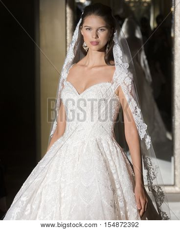 Oleg Cassini - Fall 2017 Collection - New York Fashion Week Bridal