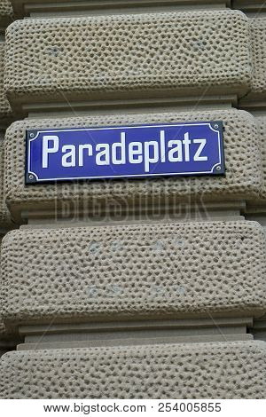 Paradepatz Zurich, Street Sign, Square Which Are Ubs And Credit Suisse Headquarter Are Locatet, Fina