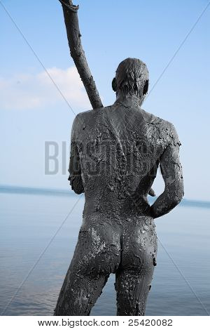 uomo nudo