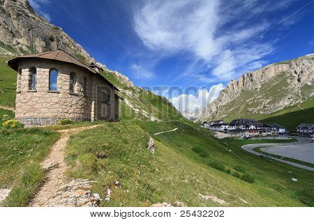 Cappella di passo Pordoi