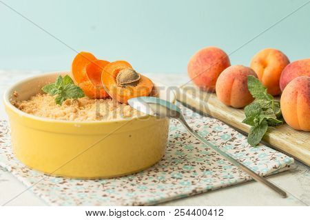Homemade Apricot Cramble With Ripe Apricot Fruits. Homemade Apricot Cramble With Ripe Apricot Fruits