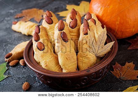 Cookies Witch Fingers, Funny Recipe For Halloween Party.