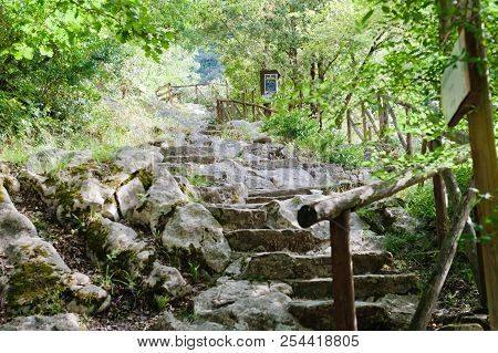 The Path Of The Gole Del Calore In The Heart Of The Cilento Nati