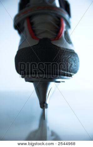 Hockey-skate