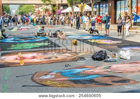 Redmond, Wa. /  Usa - August 19th 2018: Spectators Enjoy Art At The Chalkfest Event In Redmond, Wash