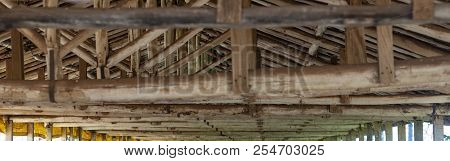 Wooden Beams - Building Material Of Roof , Wooden Components For Carpenter Work. Eucalipto Backgroun