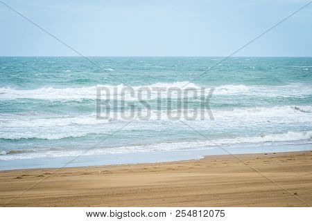 Saaidia Beach And Waves