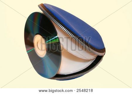 Disk ile CD çantası