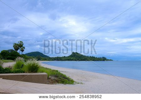 Natural At Seaside Tap Sakae In The Rain  Phrachaup Khirikhan Province Thailand