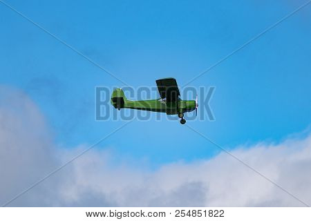 Novosibirsk, Russia - August 5, 2018: Yak-12m, Performs The Flight Program At The Air Show At The Ai