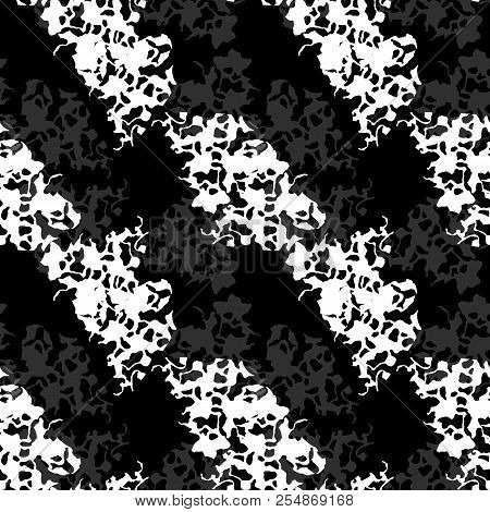 Ufo Military Camouflage Seamless Pattern In Black, Grey And White Colors