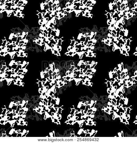 Ufo Military Camouflage Seamless Pattern In Black, Grey And White Colors