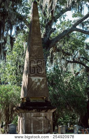Cemetery Statuary Statue Bonaventure Cemetery Savannah Georgia