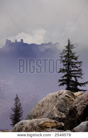 Cime frastagliate