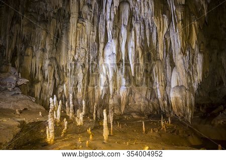 Klang Cave,than Bokkhorani National Park,ao Luk, Krabi Province, Thailand