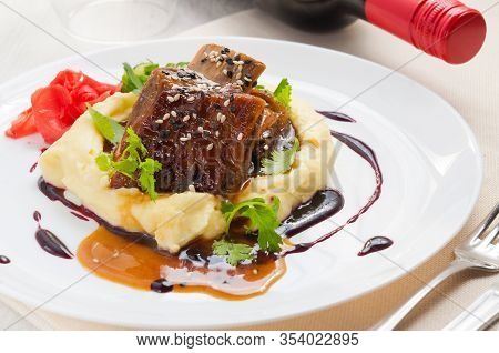 Lamb Shank With Mashed Potato And Asparagus.