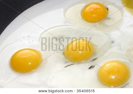 ovos fritos