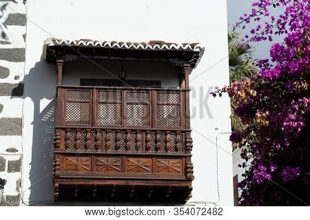Old Charmant Houses In Los Llanos De Aridane, Tropical La Palma Island, Canary, Spain In Winter