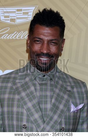 LOS ANGELES - FEB 23:  Deon Cole at the American Black Film Festival Honors Awards at the Beverly Hilton Hotel on February 23, 2020 in Beverly Hills, CA