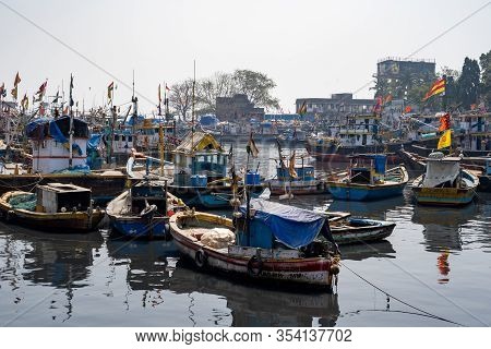 Mumbai, India - February 29, 2020: View Of Fishing Boats Sitting In The Harbor At The Sassoon Docks