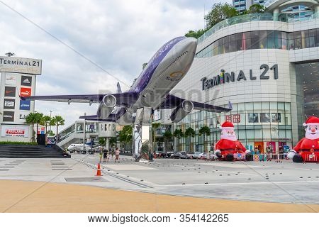 Pattaya,thailand - Nov 29, 2019 : The Terminal 21, Shopping Mall And The Grand Centre Point Pattaya 