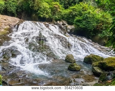 View On Goa Rang Reng Waterfall
