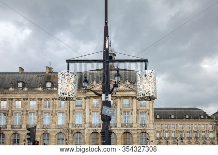 Bordeaux, France - September 9, 2018: Street Lamp On Quai De La Douane And Richelieu In  Bordeaux, F