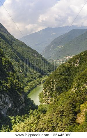 Paesaggio vicino a Stenico (trento)