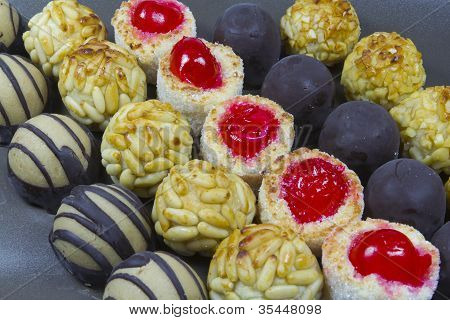 Panellets