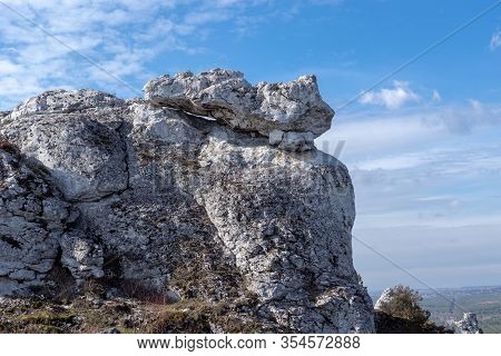 Góra Zborów (berkowa Góra) - A Rocky Hill Within The Village Of Podlesice In The Śląskie Voivodeship