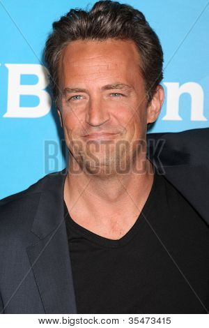 LOS ANGELES - JUL-24: Matthew Perry kommt bei der NBC TCA Sommer 2012-Presse-Tour im Beverly Hilton