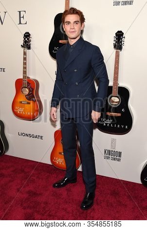 LOS ANGELES - MAR 07:  KJ Apa arrives for ÃI Still BelieveÃ Screening on March 07, 2020 in Hollywood, CA                