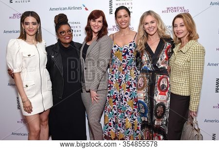 LOS ANGELES - MAR 08:  Edy Ganem,Yvette Nicole Brown, Sara Rue, Mereceds Mason, Laura Bell Bundy, Sharon Lawrence arrives 8th Annual Women Making History Awards on March 08, 2020 in Los Angeles, CA