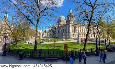 Belfast City Hall In The City Center