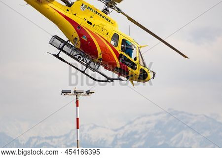 Zurich, Switzerland, February 24, 2022 Eurocopter As350-b3 Is Departing From The International Airpo