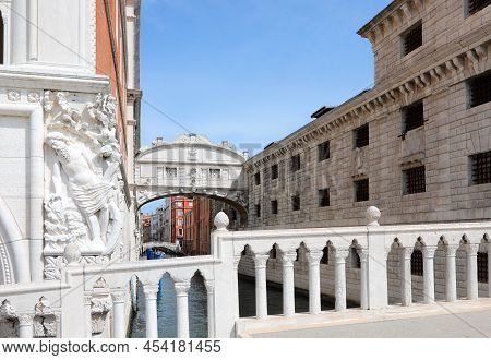 Venice, Ve, Italy - May 18, 2020:
 Statue Of Drunken Noah From The Sea Facade Of Ducal Palace Called