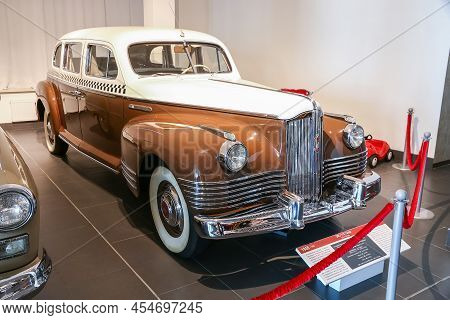 Verkhnyaya Pyshma, Russia - September 14, 2021: Soviet Luxury Taxi Car Zis 110 In The Ummc Museum Of