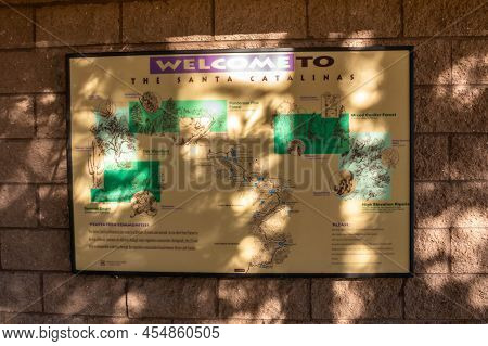 Mt Lemmon, Az, Usa - Oct 30, 2021: Welcome To The Santa Catalinas Mountains
