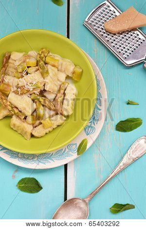 Gnocci With Asparagus.