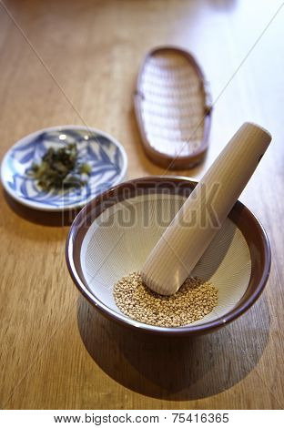 Sesame in ceramic bowl