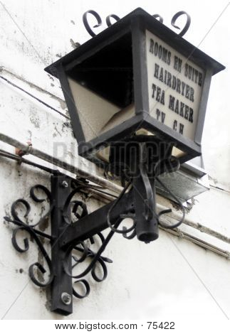 Stara latarnia Sign_01