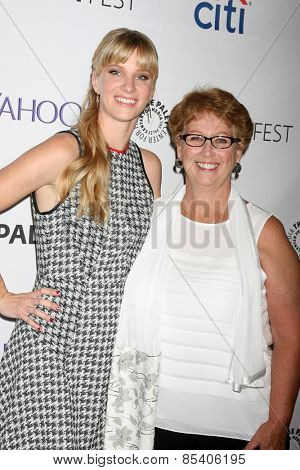 LOS ANGELES - MAR 13:  Heather Morris, mother of fiance Taylor Hubbell at the PaleyFEST LA 2015 - 