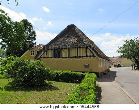 Thatched House