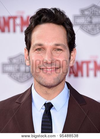 LOS ANGELES - JUN 29:  Paul Rudd arrives to the 