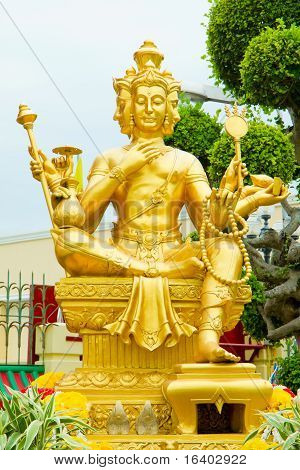 Statua d'oro di Brahma