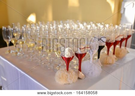 Restaurant champagne glasses arrangements for wedding reception