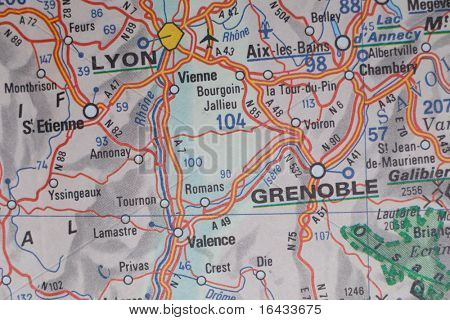 Lyon og Grenoble i Frankrig som en rejsedestination på en kort