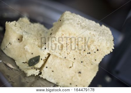 Khaman Dhokla : A  traditional gujarati snakcs.